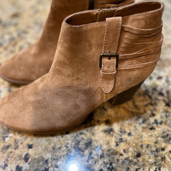 Ladies short boots - Picture 3 of 8